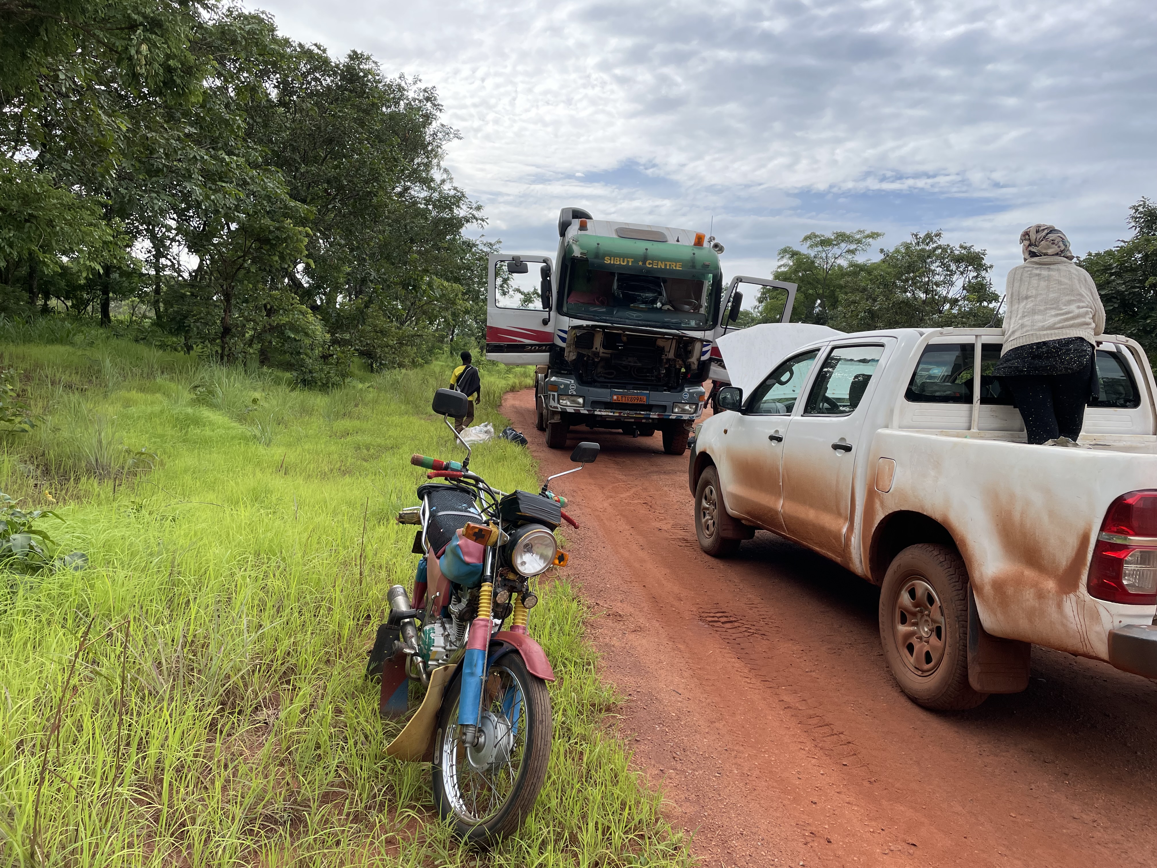 Car trouble en route to Bouar, CAR
