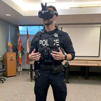 police training using a virtual reality headset