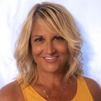 Dawn McDermott's headshot