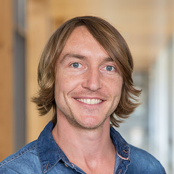 Laurier postdoctoral fellow Scott Hamilton wins prestigious paper award for theory on entanglement and security in the Anthropocene