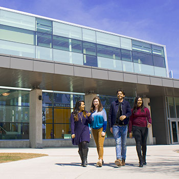 Airport welcome program awaits Laurier’s new international student arrivals