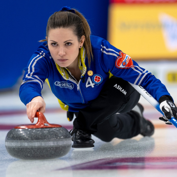 Three Laurier curling alumnae win medals at 2021 Scotties