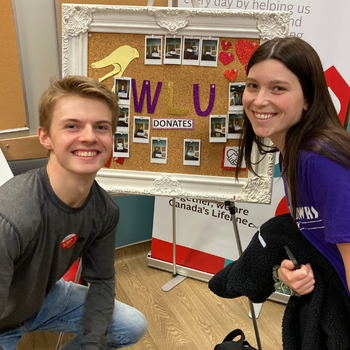 Laurier golfer tees up 24 new donors during blood drive for Canadian Blood Services. 