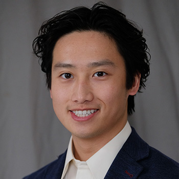 Headshot of BTM graduate Sebastian Woo